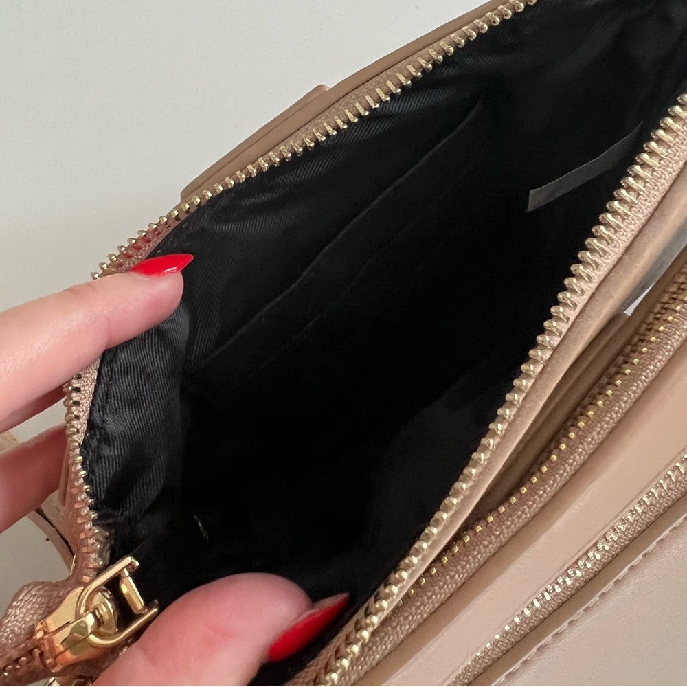 Multipurpose Cross-Body Bag - Picture 2 of 5